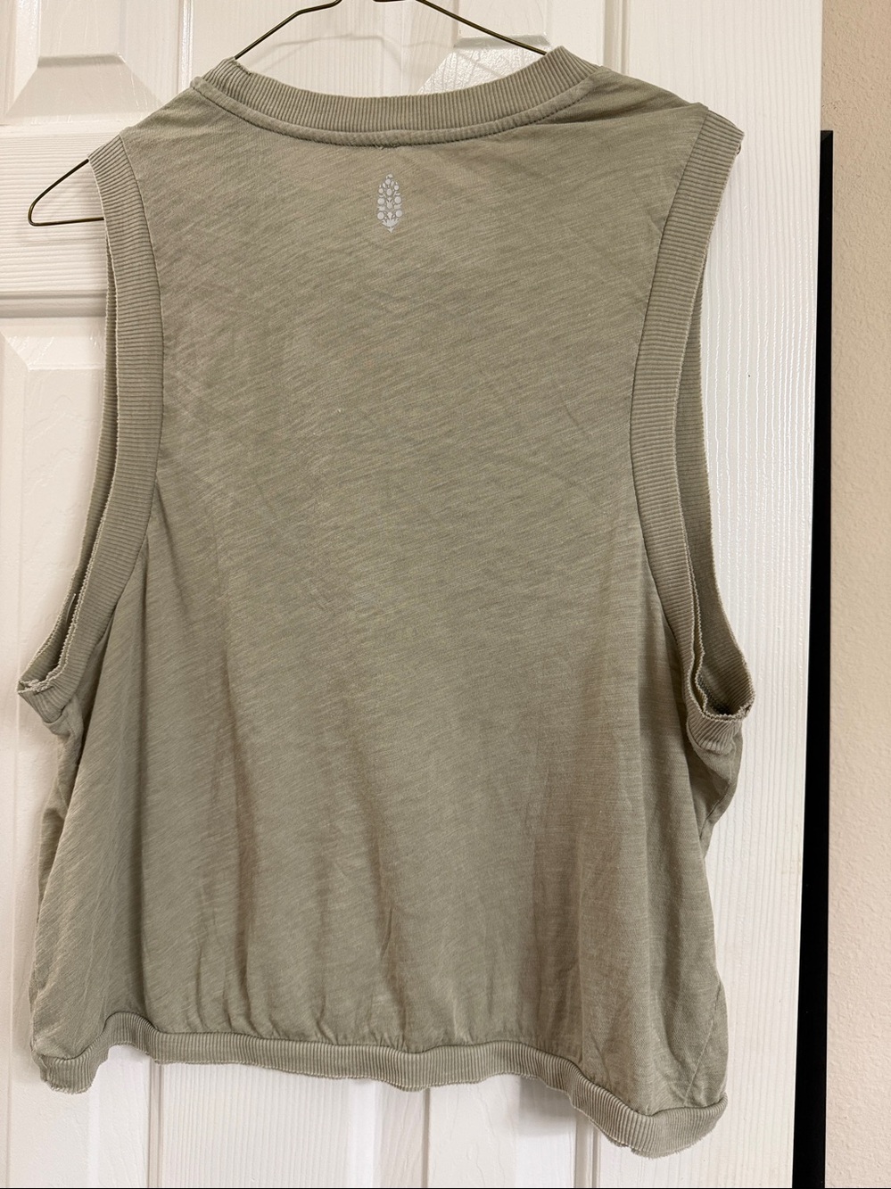 Free People Movement oversized tank . - Picture 3 of 5